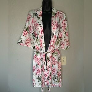 Show Me Your MuMu Short Floral Belted Kimono Robe Housecoat